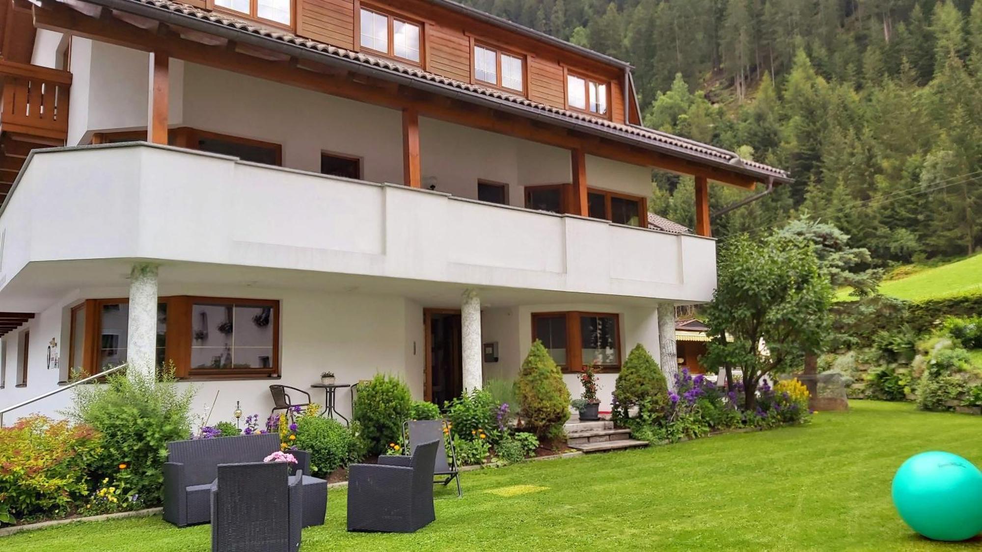 Haus Gfall カウナータール エクステリア 写真