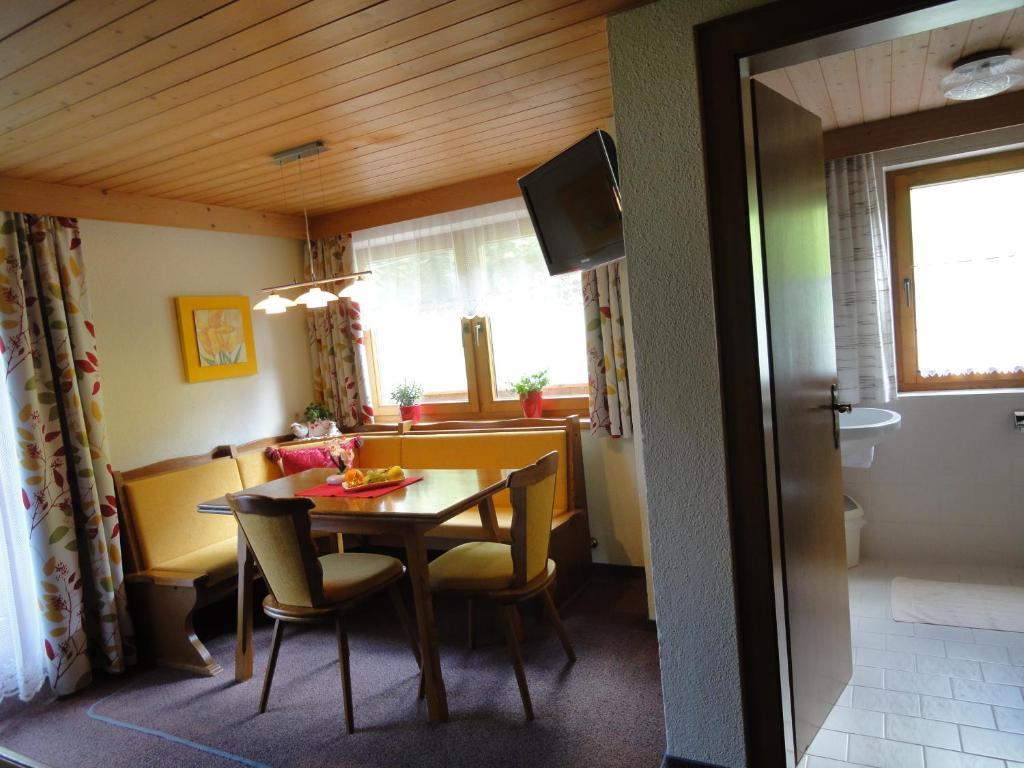 Haus Gfall カウナータール エクステリア 写真